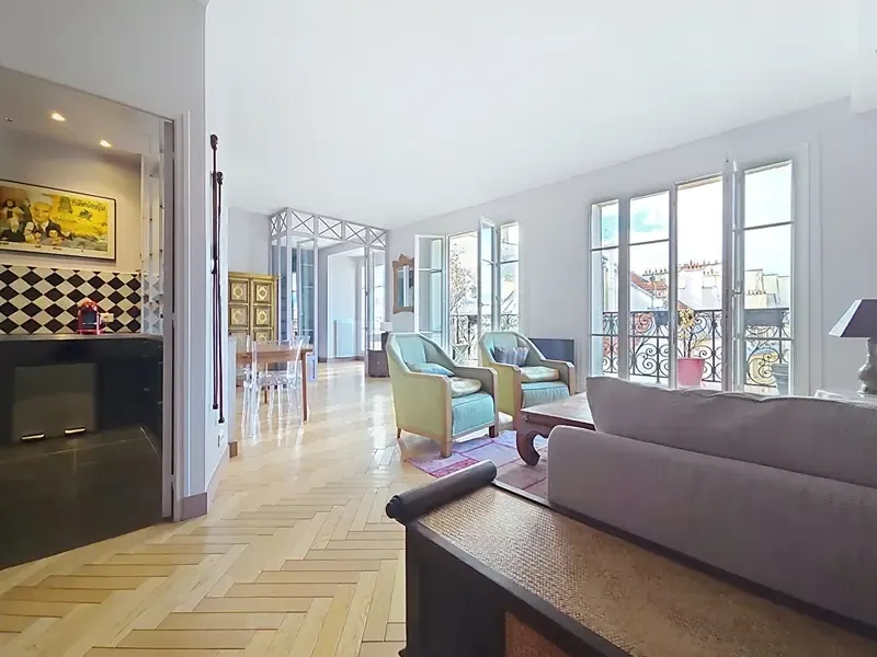 Appartement 2 pièces de 67.18 m² à louer — Paris 2ᵉ