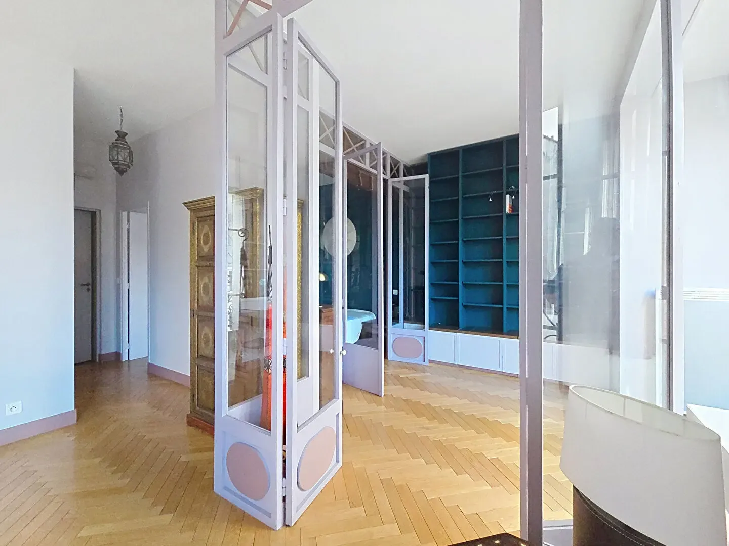 Appartement 2 pièces de 67.18 m² à louer — Paris 2ᵉ — photo 4 sur 13