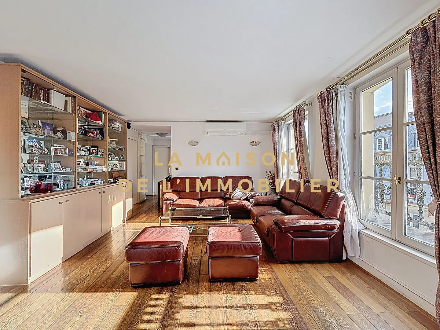 Appartement · 6 pièces · 152 m² · Paris 2ᵉ — photo 5 sur 14